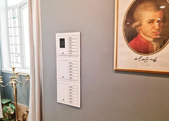 Mozart - Center, Self Check-in Πανσιόν