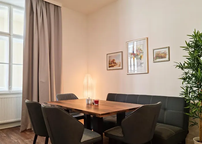 Mozart - Center, Self Check-in 3* Viena